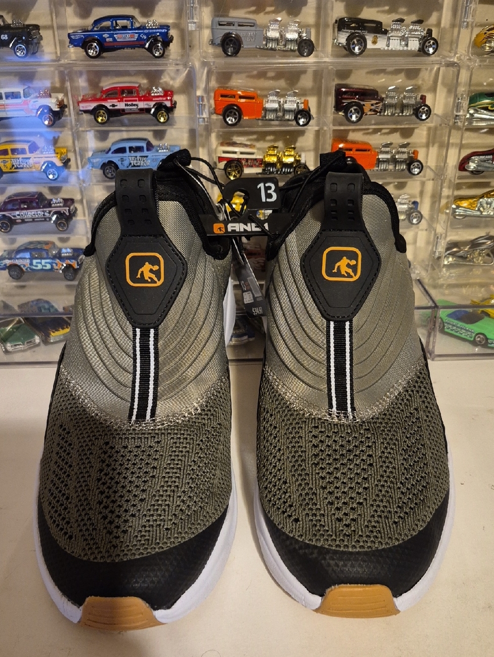 B96 AND1 Men’s Gray Slip-On Athletic Sneakers new with tags size 13